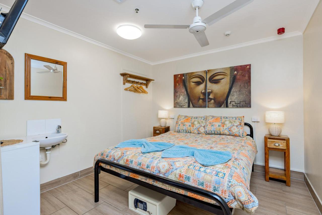 Travellers Oasis Pansiyon Cairns Dış mekan fotoğraf